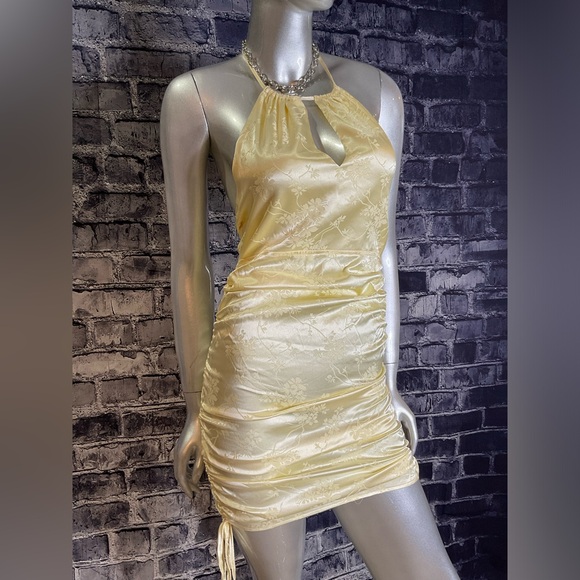 Yellow Satin Brocade Mini Bodycon Summer Dress - Picture 15 of 16